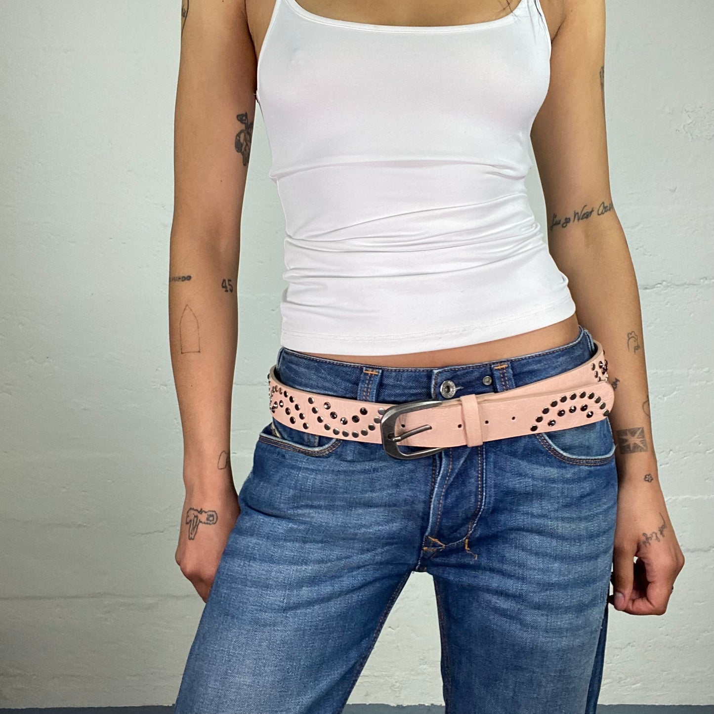 Vintage 2000's Glam Cowgirl Pink Belt with Metal Pieces Embroidery