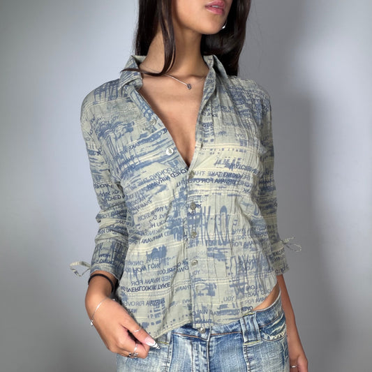Vintage 90’s Streetwear Blue Typography Print Shirt (M)
