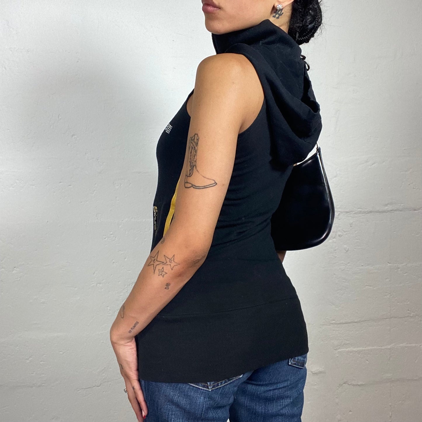 Vintage 2000's Sporty Black Sleeveless Sip Up Hooded Top with Side Yellow Stripes and Rhinestone Embroidery (M)