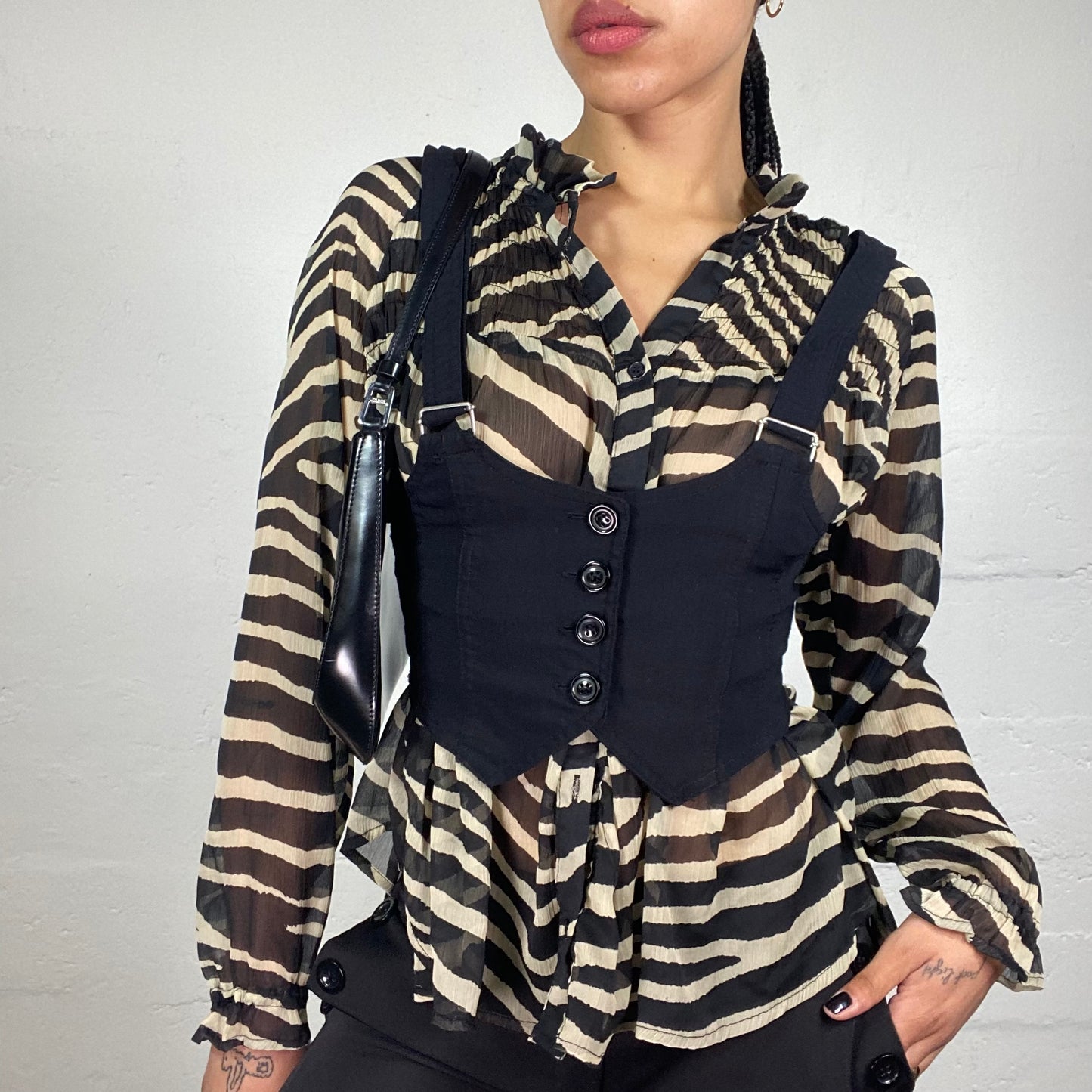 Vintage 2000's Downtown Girl Black Button Up Mini Vest Accessory