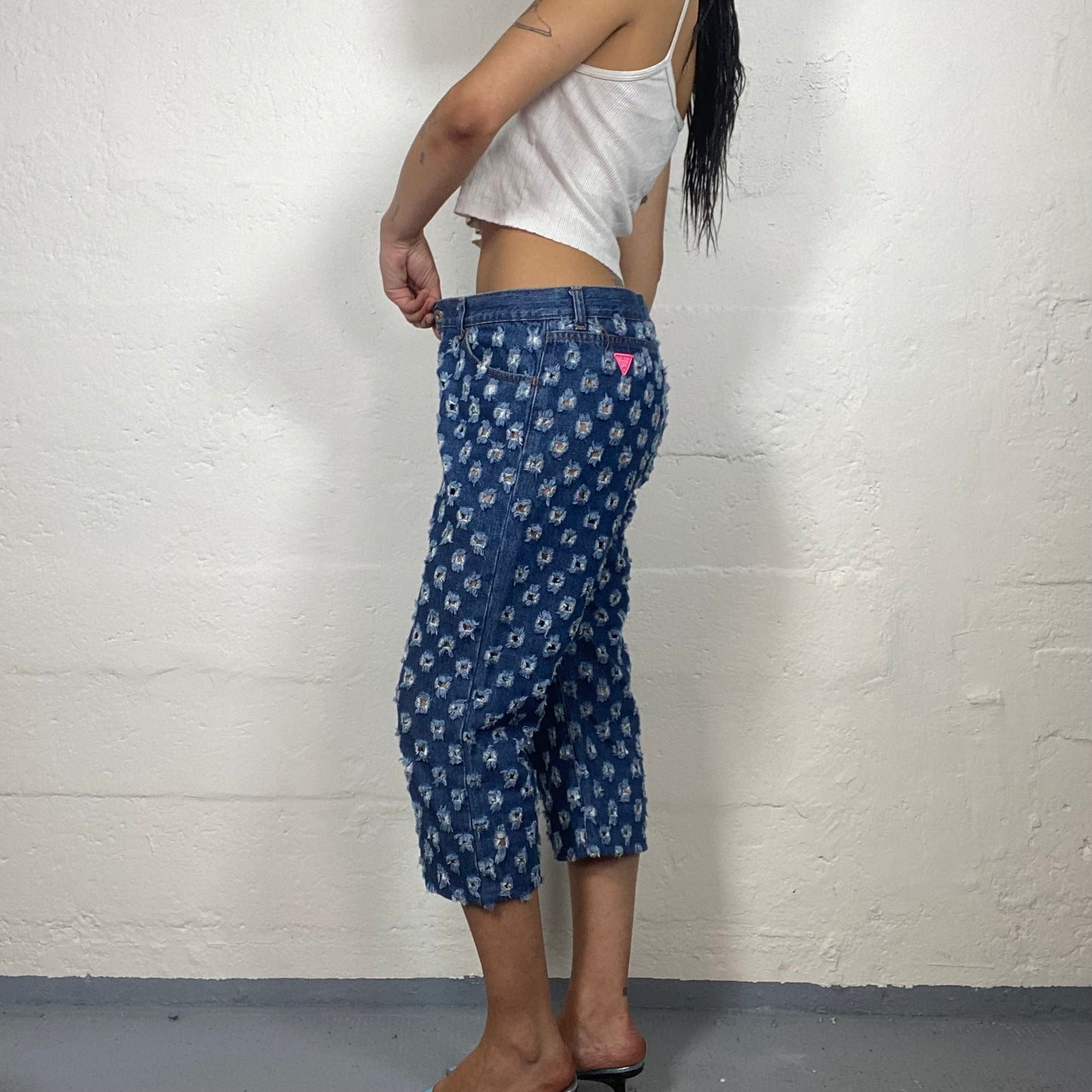 Vintage 2000’s Fiorucci Downtown Girl Dark Blue Denim Capri Pants with Decorative Holes Pattern (L)