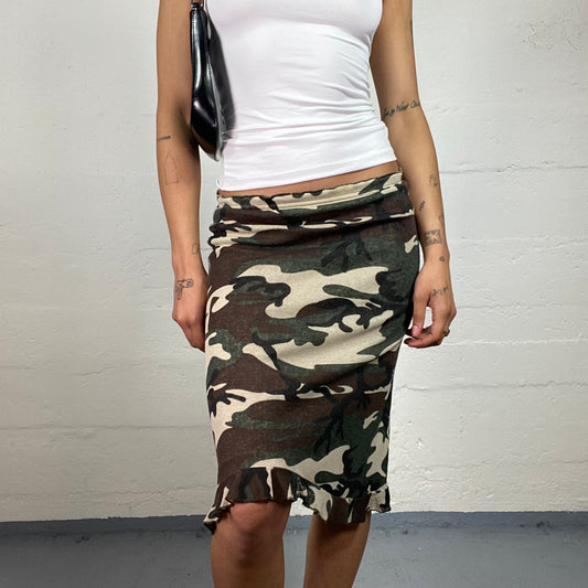 Vintage 2000's Skater Girl Brown and Khaki Green Camo Midi Skirt (S)