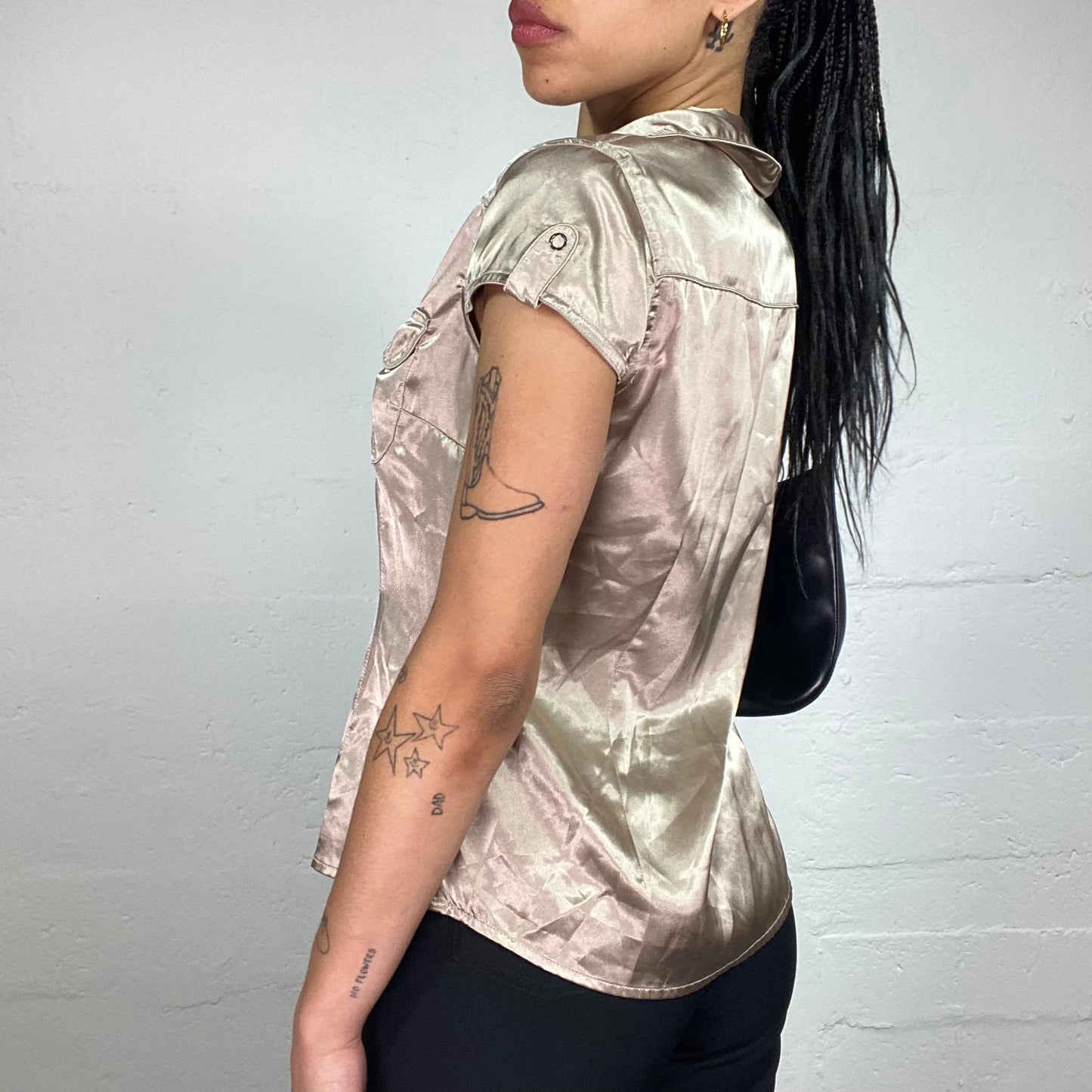 Vintage 2000's Office Girl Shiny Beige Satin Doll Cut Button Up Shirt (M)