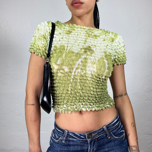 Vintage 2000's Soft Girl Green and White 3D Pleated Shortsleeved Top (S)