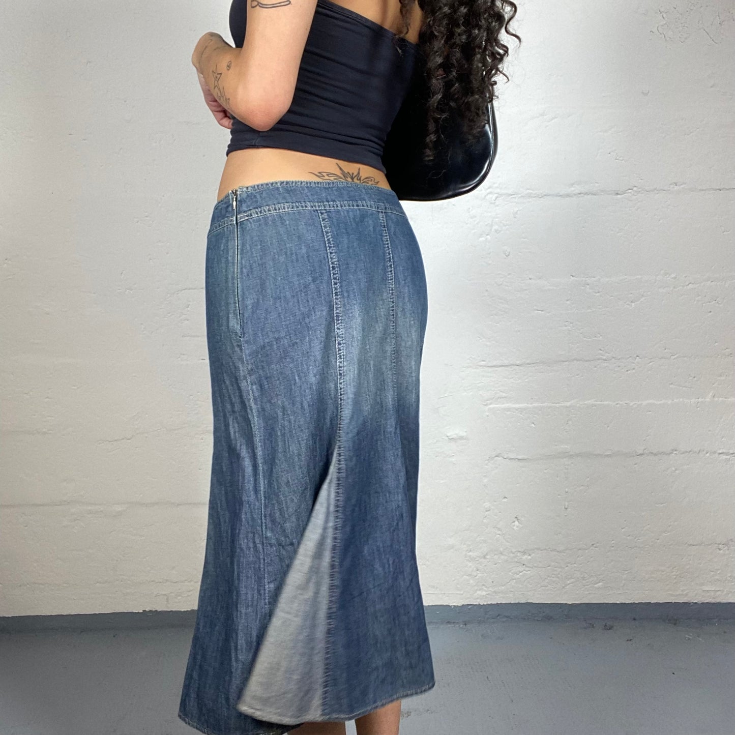 Vintage 2000's Downtown Girl Pencil Fit Two Tones Denim Midi Skirt (M)