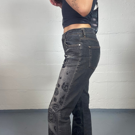 Vintage 2000's Romantic Black Middle Waist Flared Jeans with Roses Print (M)