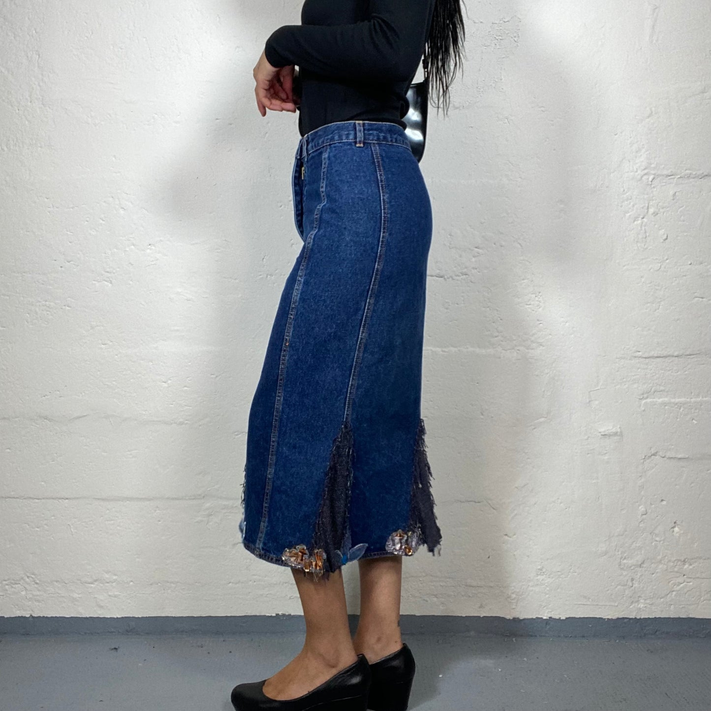 Vintage 2000's Boho Girl Blue Denim Midi Skirt with Floral Bottom Embroidery (S)