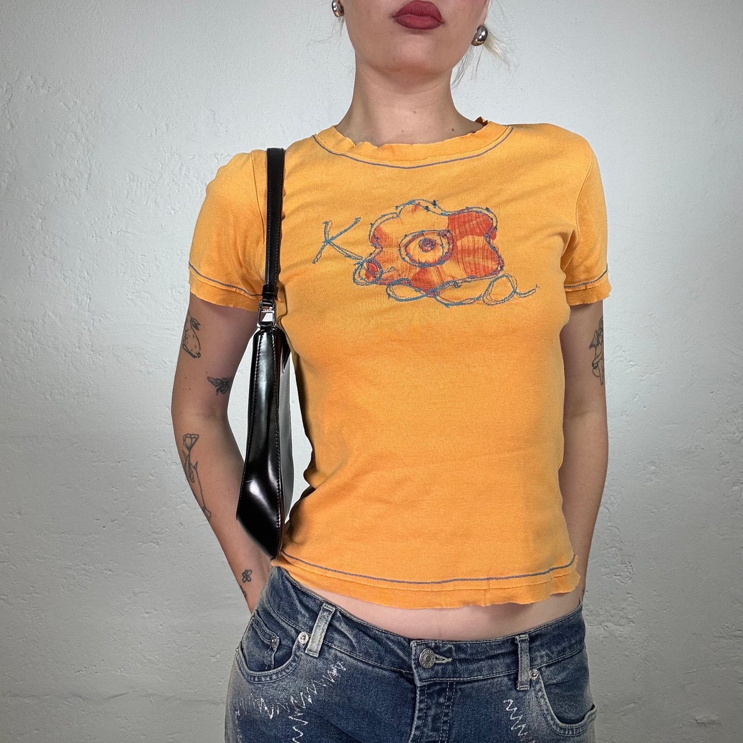 Vintage 2000's Skater Girl Orange Shirt with Contrast Stiching and Flower and ‚Kocca‘ Embroidery (S)g
