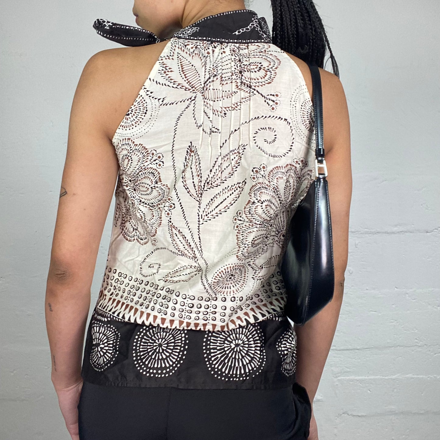 Vintage 2000's Summer Beige and Black Turtleneck Sleeves Top with Boho Style Print and Neck Ribbon (M)