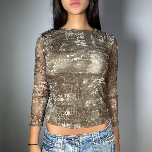 Vintage 90’s Archive Brown Mesh Long-Sleeve Top with Typography Print (S)
