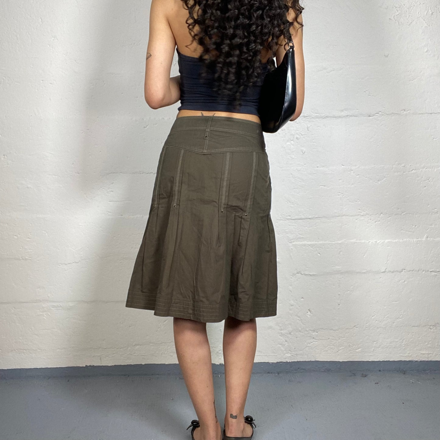 Vintage 2000's Casual Brown Wrapped Ruffled Midi Skirt (S)