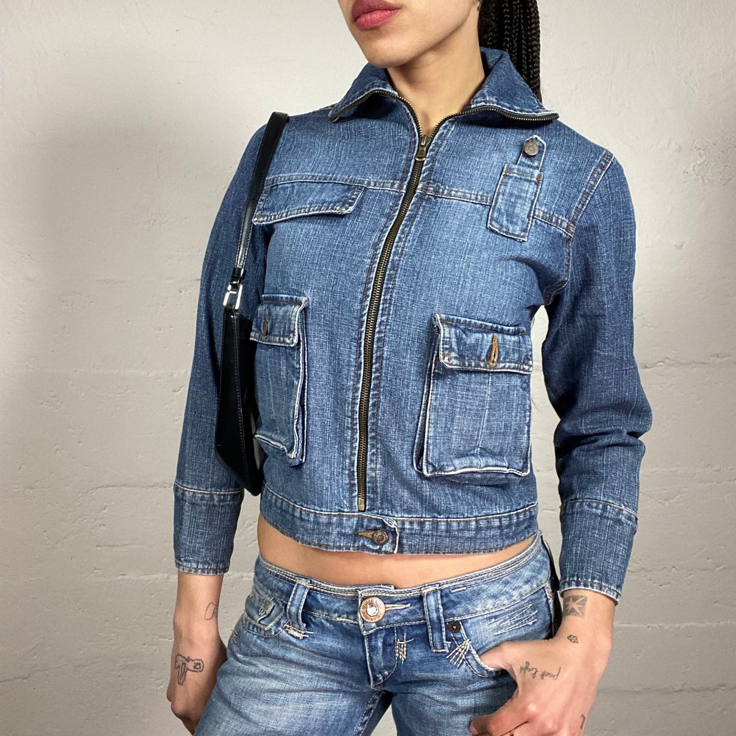 Vintage 2000’s Downtown Girl Classic Blue Zip Up Collared Denim Jacket with Pocket Details (S)
