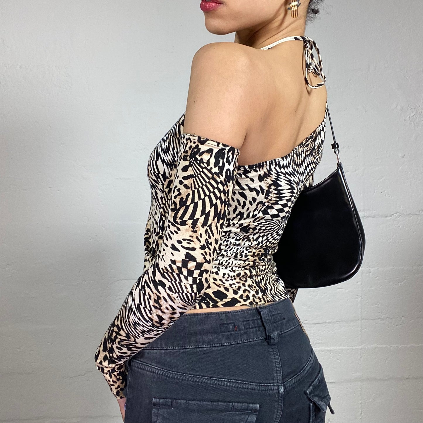 Vintage 2000's Cheetah Girl Asymmetric Off Shoulder Half Neckholder Animal Printed Top (S)