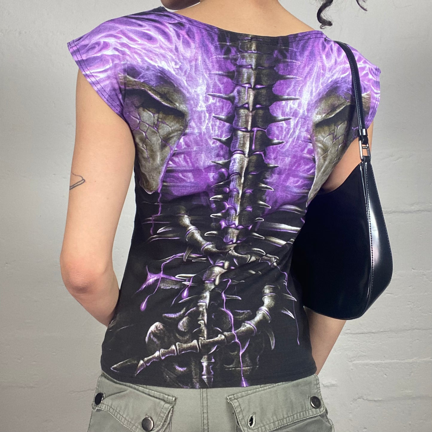Vintage 2000's Hard Metal Black and Purple Sculps Printed Tee (S)
