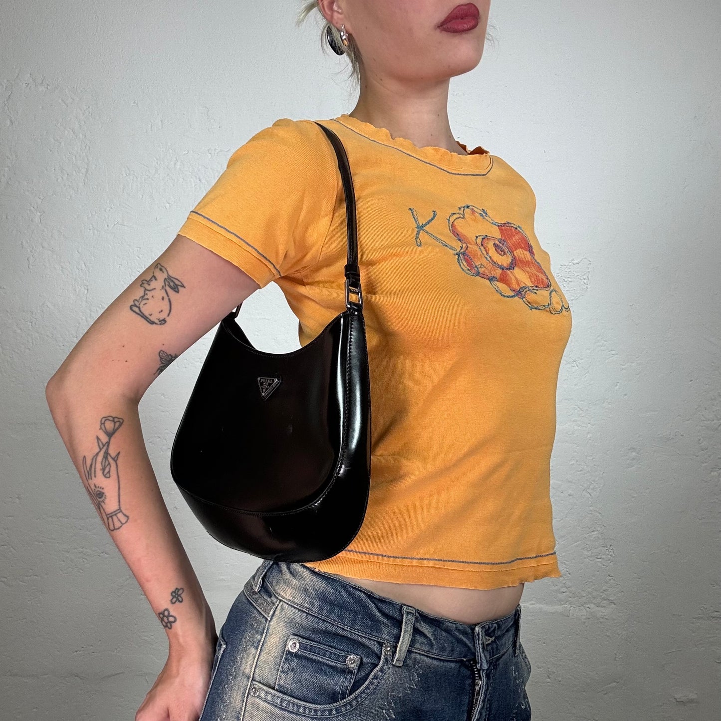 Vintage 2000's Skater Girl Orange Shirt with Contrast Stiching and Flower and ‚Kocca‘ Embroidery (S)g