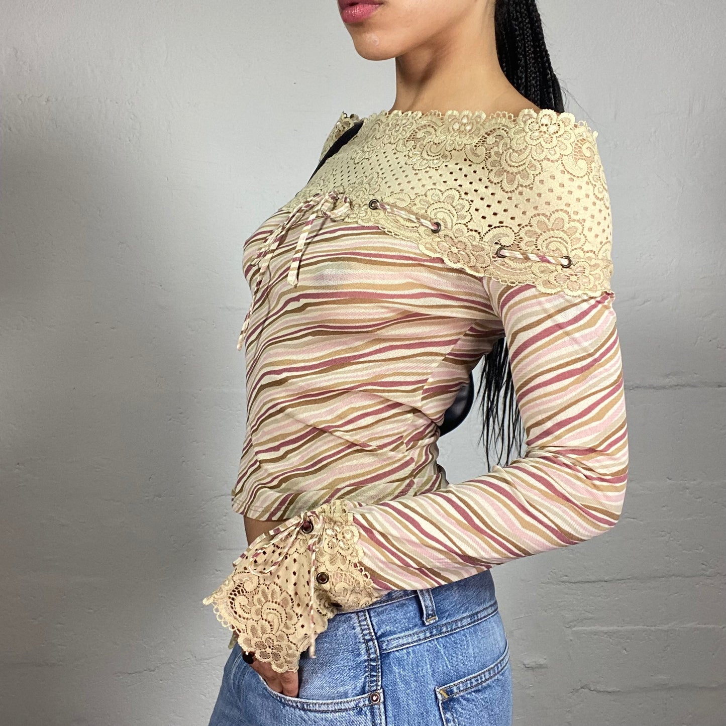 Vintage 2000's Romantic Baroque Beige and Light Brown Off Shoulder Lace Decorated Top (S)