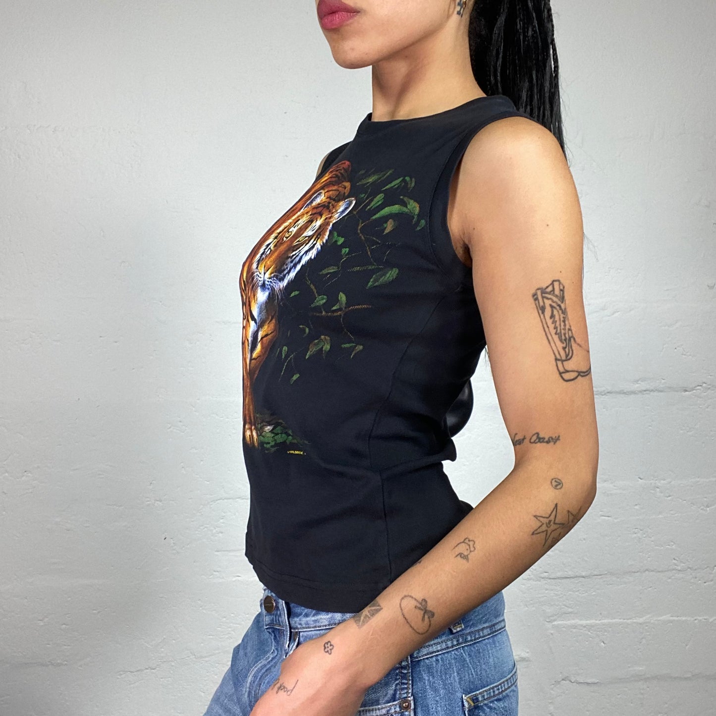 Vintage 2000's Downtown Girl Realistic Tiger Print Black Tank Top (M)