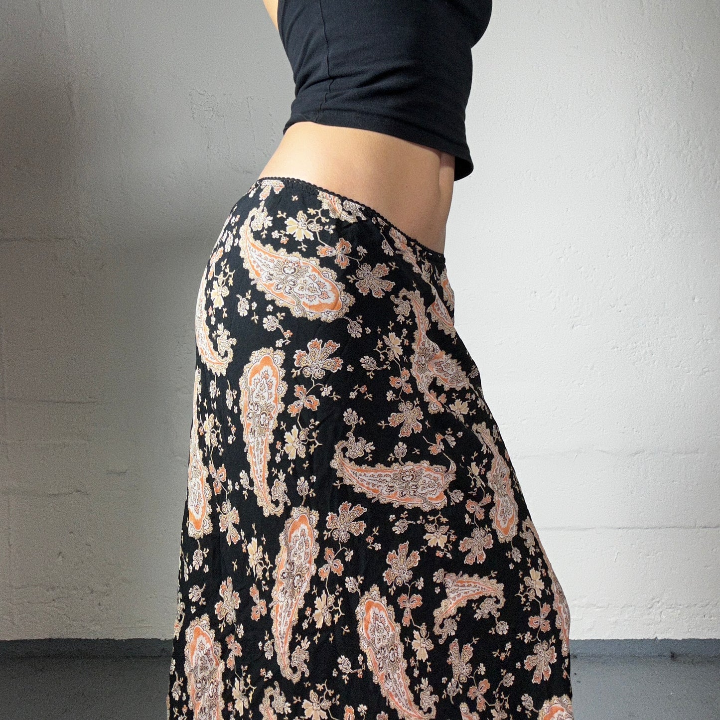 Vintage 2000's Soft Girl Black Midi Chiffon Skirt with Peachy Boho Print (M)