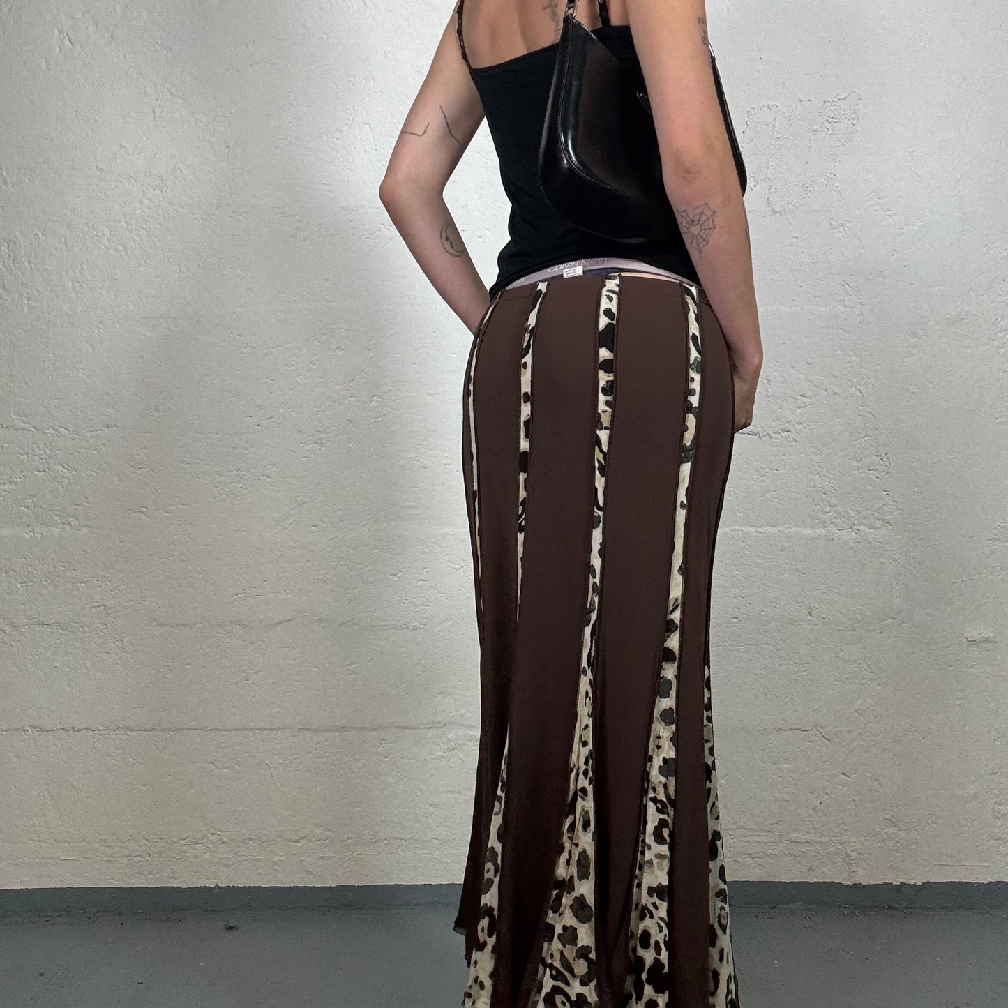 Vintage 2000's Romantic Brown Toned Leo Print Cut Ins Midi Skirt (L)