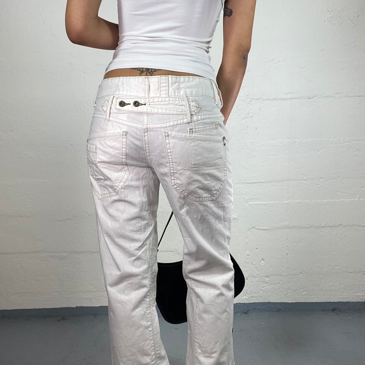 Vintage 2000's Summer White Denim Straight Cut Middle Waist Pants (M)