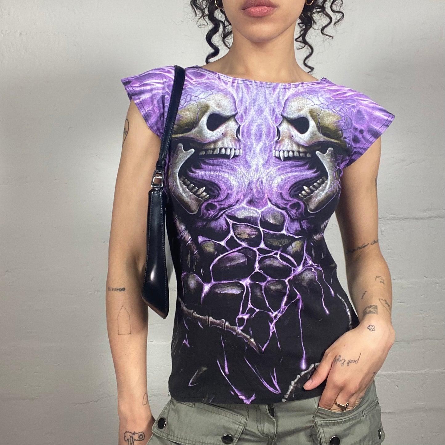 Vintage 2000's Hard Metal Black and Purple Sculps Printed Tee (S)