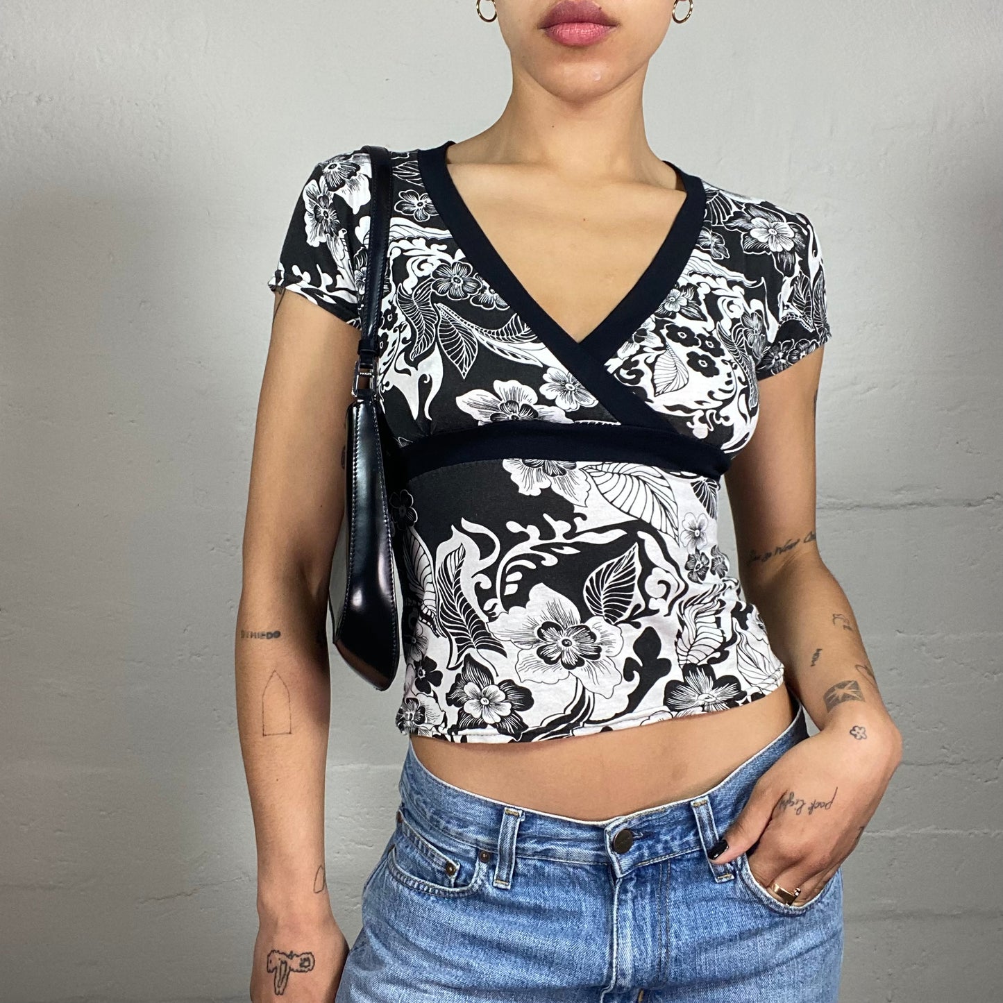 Vintage 2000's Coquette Black and White Wrapped Bra Printed Doll Fit Top (S)