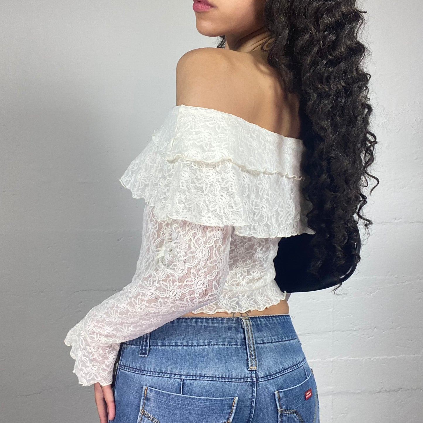 Vintage 2000's Romantic White Lace Fabric Off Shoulders Layered Ruffles Top with Flared Sleeves (S)