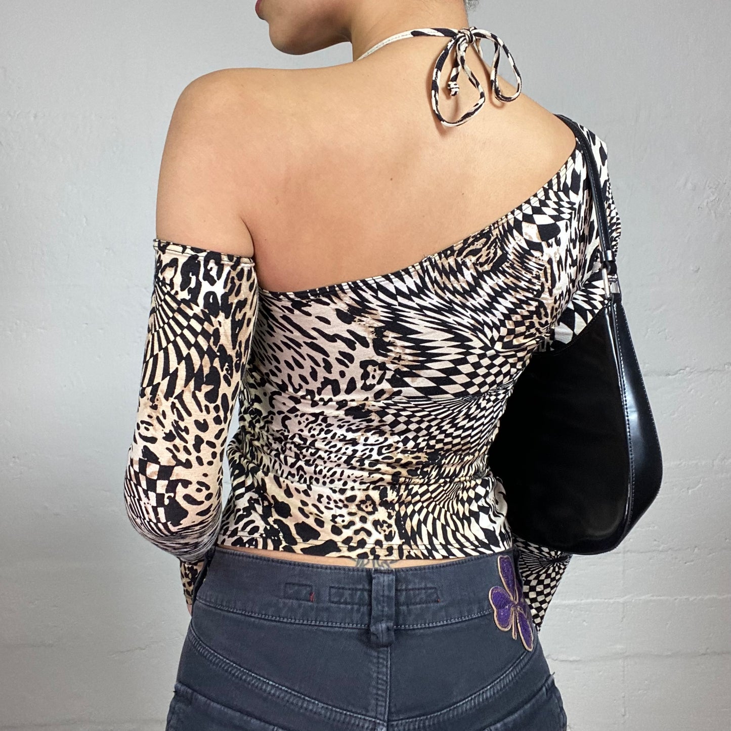 Vintage 2000's Cheetah Girl Asymmetric Off Shoulder Half Neckholder Animal Printed Top (S)