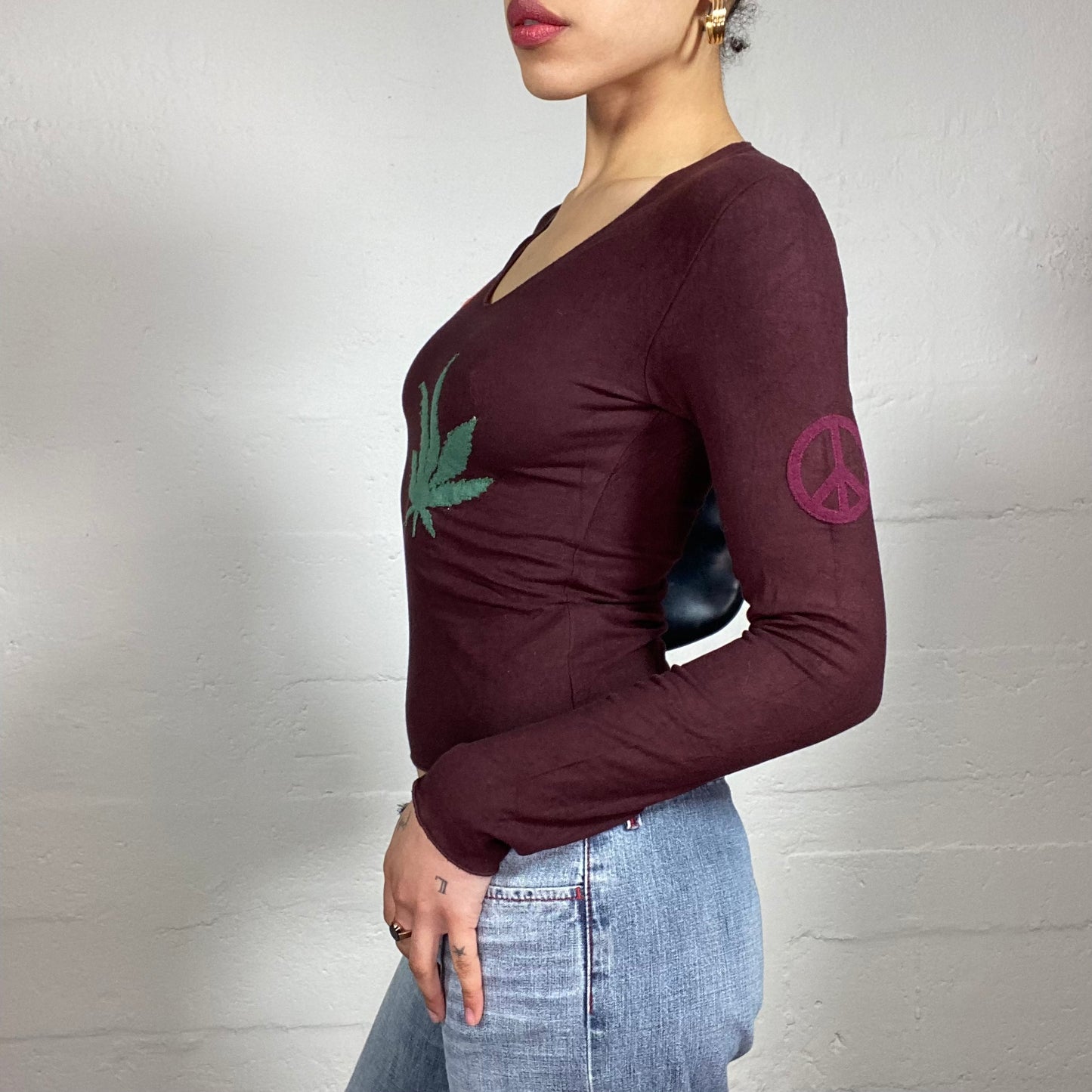 Vintage 2000's Streetstyle Burgundy Longsleeve Top with Multiple Embroidery (S)