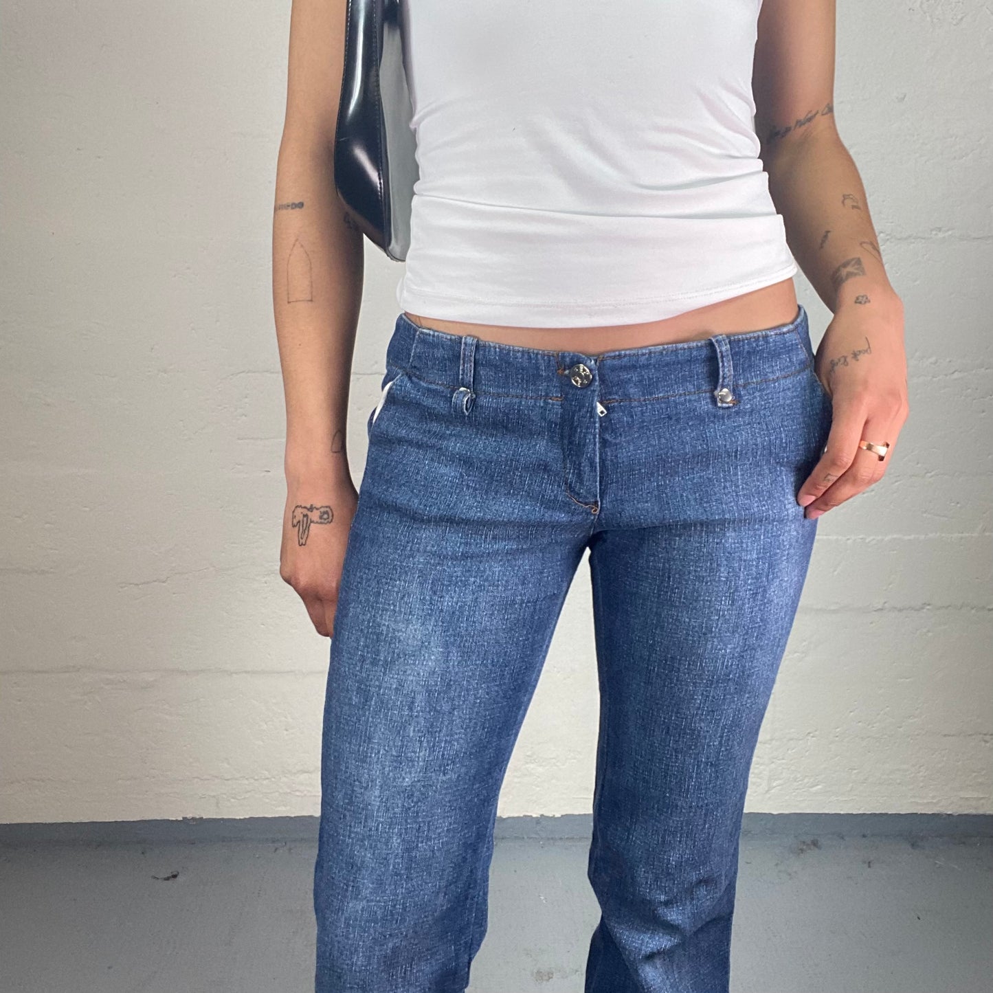 Vintage 2000's Downtown Girl Classic Blue “Clean” Cut Low Waisted Flare Jeans (M)