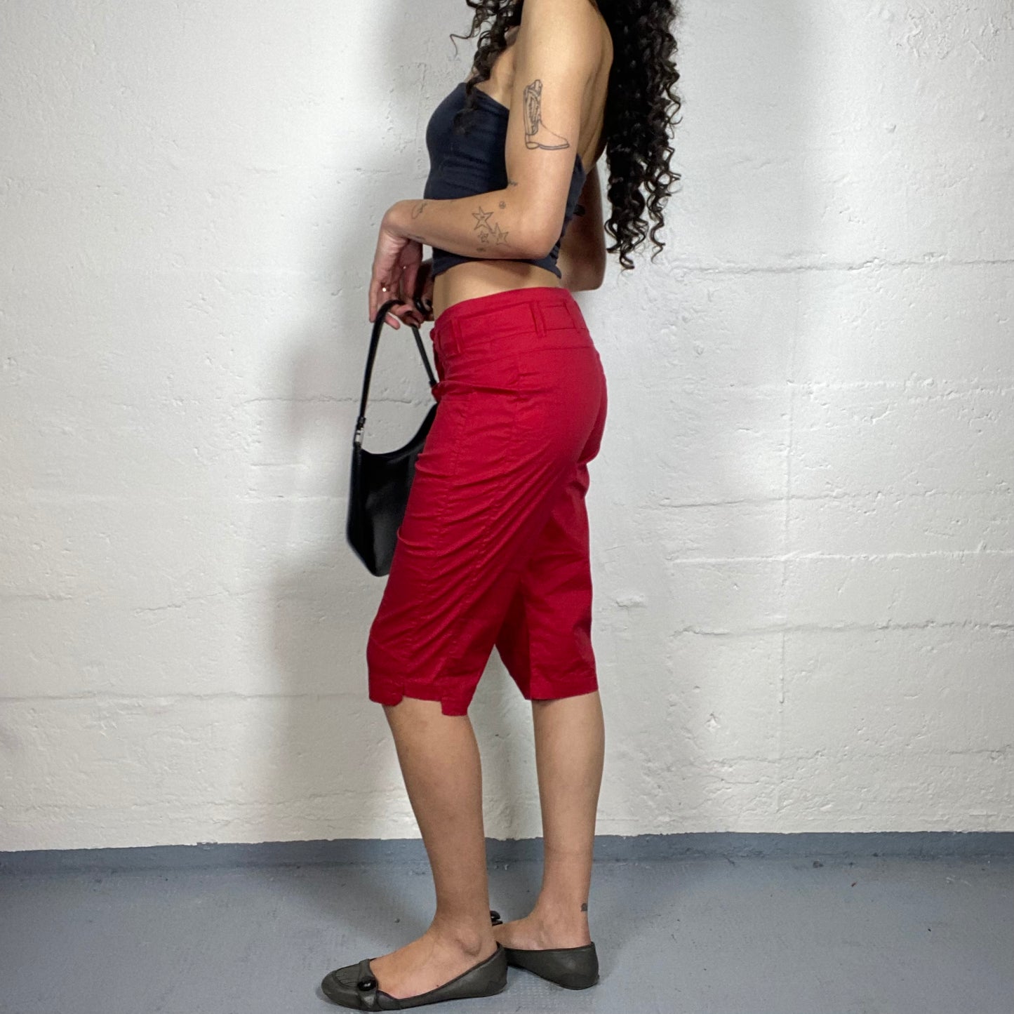 Vintage 2000's Downtown Girl Blood Red Slim Fit Capri Pants (M)
