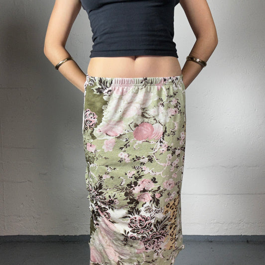 Vintage 2000's Fairy Girl Light Green Skirt with Baby Pink Floral Print (M)