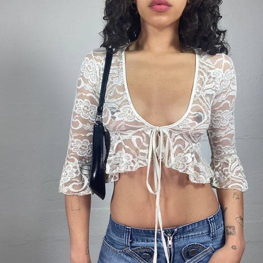 Vintage 2000's Romantic Lace Fabric White 2/4 Sleeve Middle Ribbon Bolero (M)