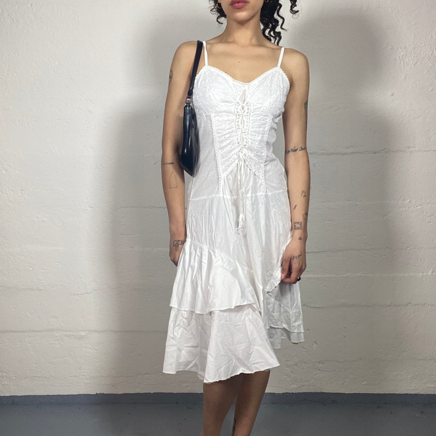 Vintage 2000's Coquette White Summer Layered Midi Cami Dress with Lace Up Front Detail (M)