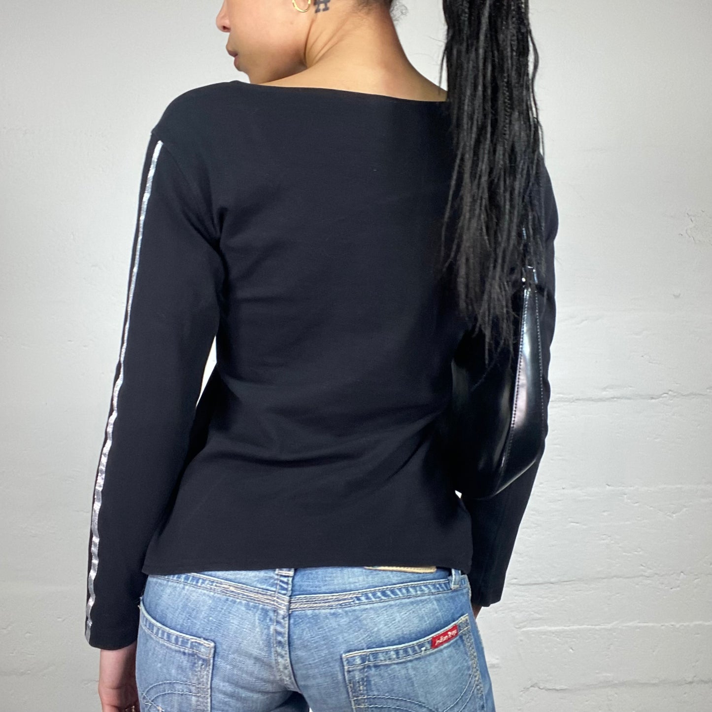 Vintage 2000's Skater Girl Black Longsleeve Top with Shite Striped and Star Print (M)