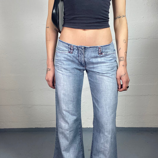 Vintage 2000's Miss Sixty Party Low Waisted Light Wash Flare Jeans (M)