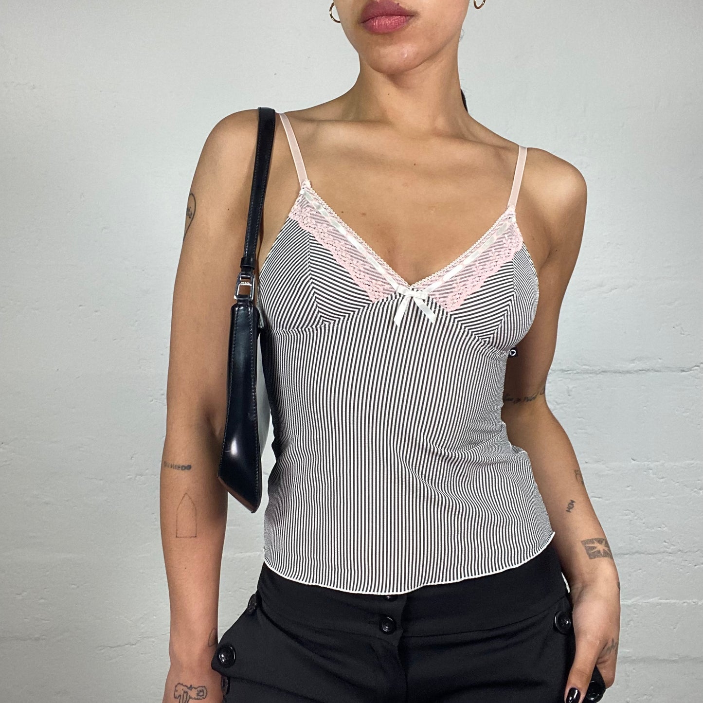 Vintage 2000's Morgan Soft Girl Black and White Striped Cami Top with Pink Lace Trim (S)
