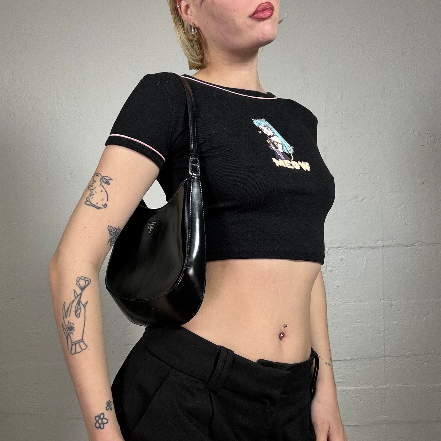 Vintage 2000's Cute Black Cropped Baby Tee with Cartoon Meow Print (S)