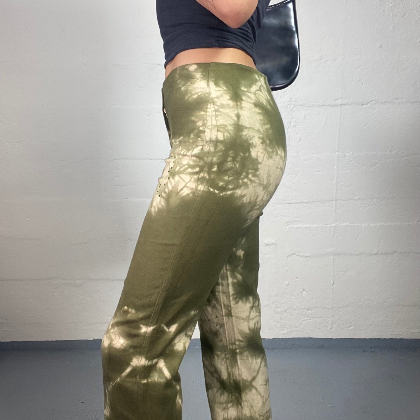 Vintage 2000's Hippie Green and Beige Tie-Dye Bootcut Pants (XS)