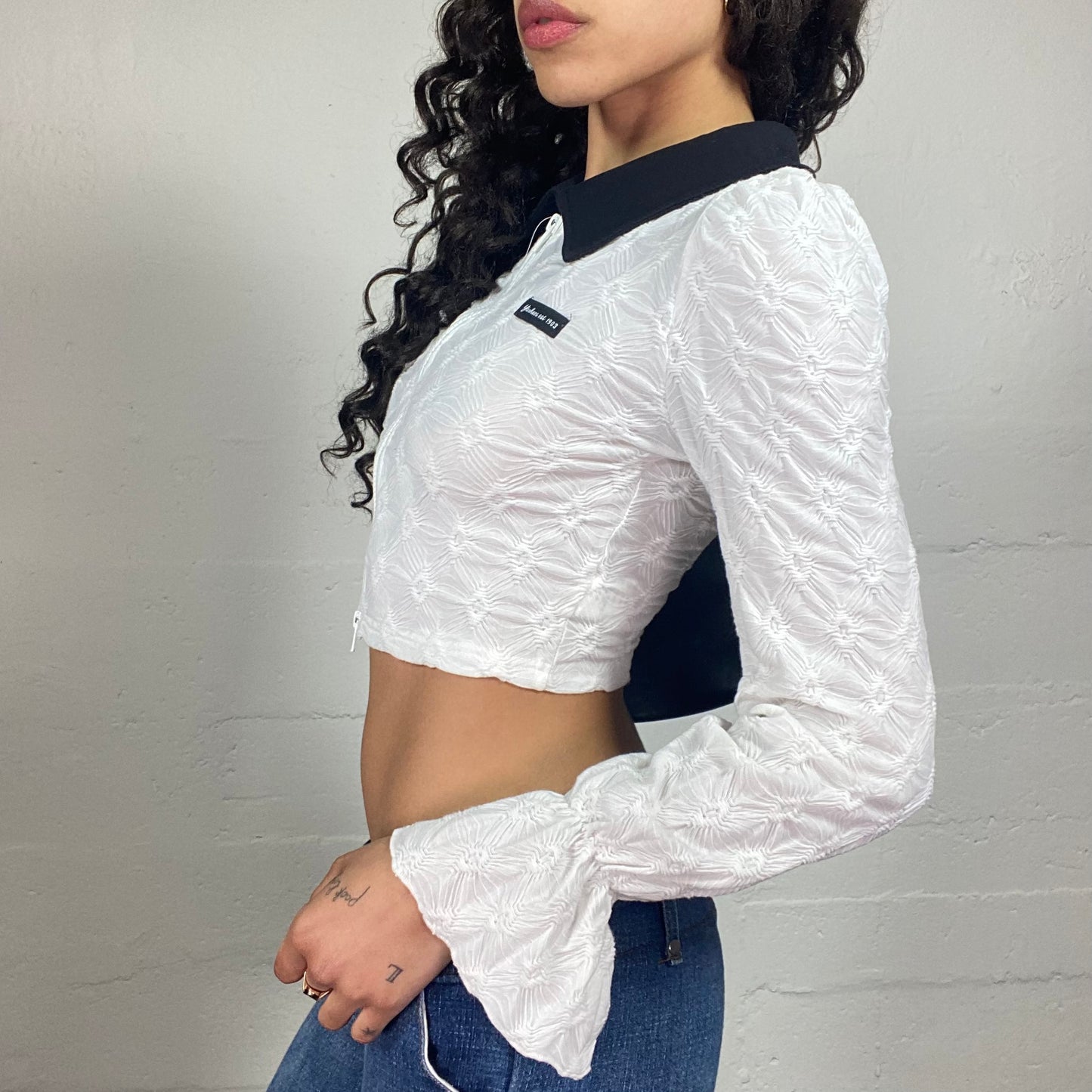 Vintage 2000's Coquette Polo Lace Fabric White Zip Up Cropped Top with Contrast Collar (S)