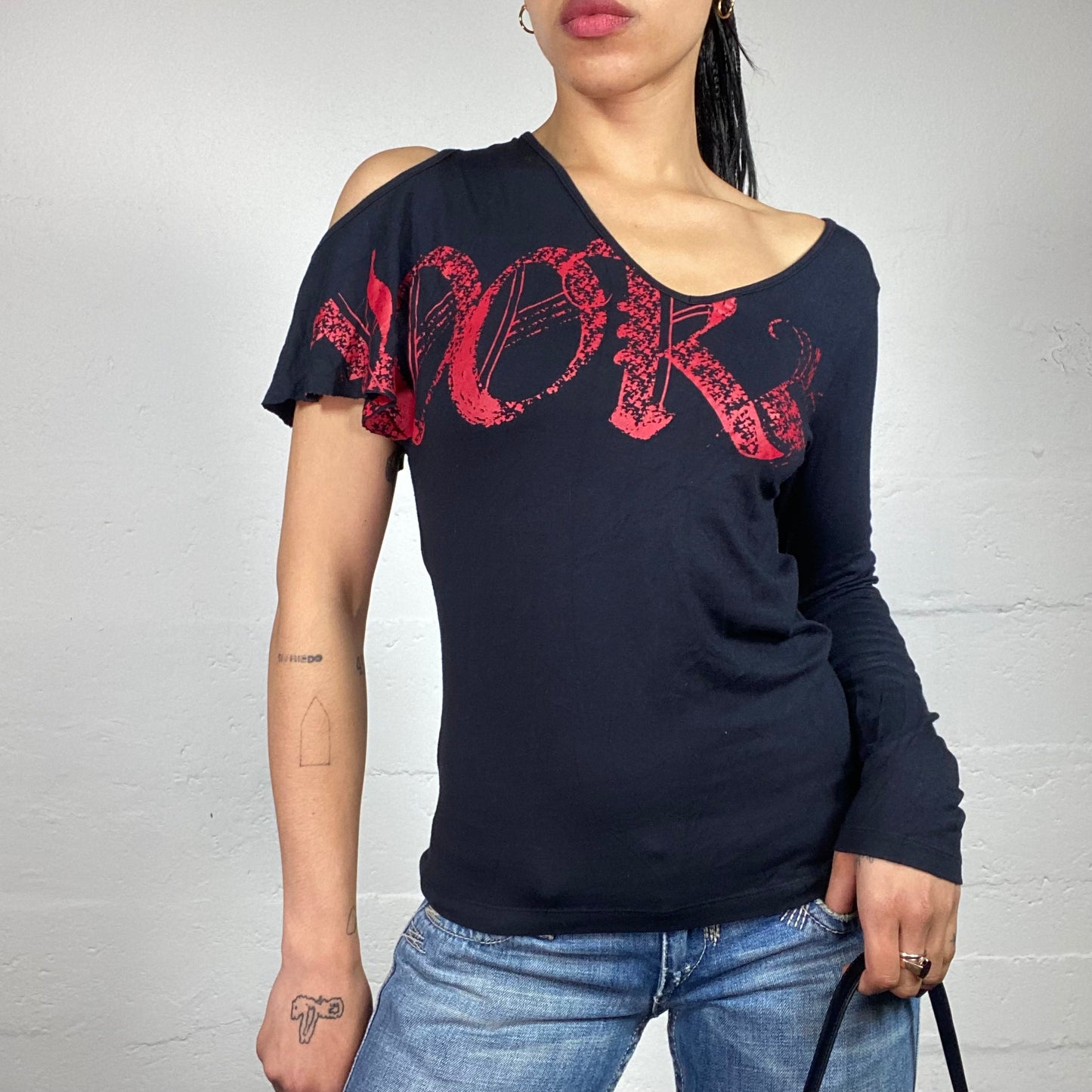 Vintage 2000's Goth Black Longsleeve Asymmetric V-Cut Top with Red Typography Print (M)