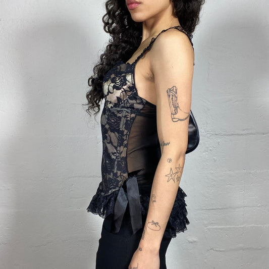 Vintage 2000's Gothic Feminine Black Lace Cami Top with Open Back and Bottom Lace Trim (S)