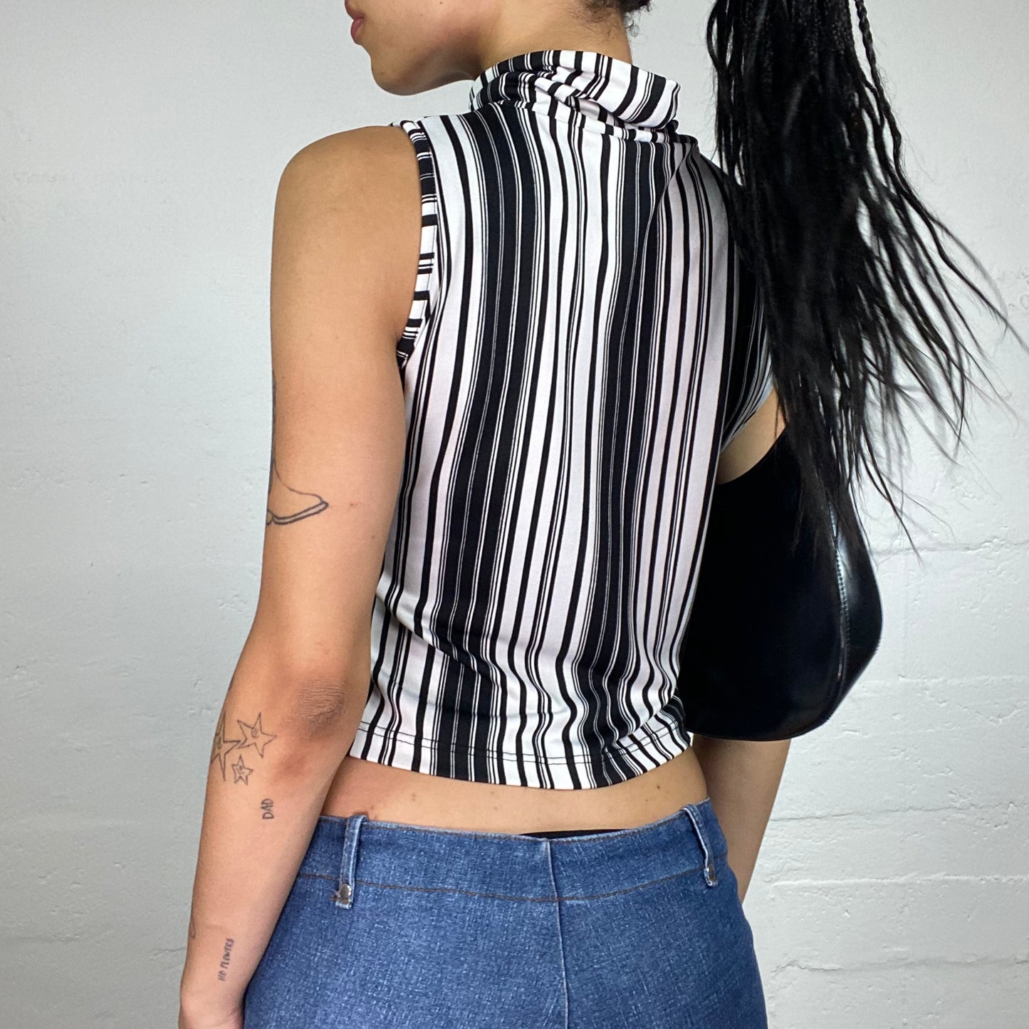 Vintage 2000's Funky Black and White Striped Turtleneck Tank Top (M)