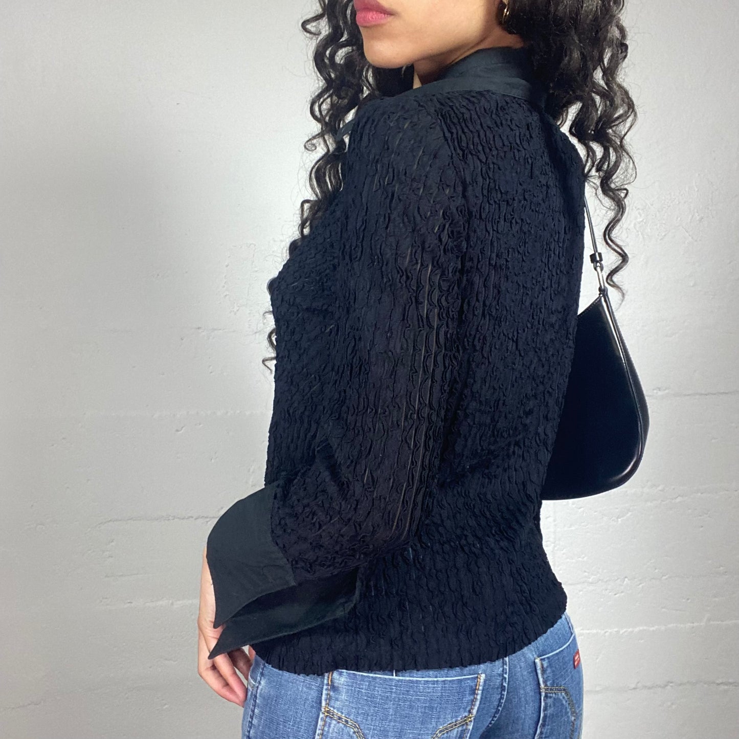 Vintage 2000's Classy Black Textured Embroidery Zip Up Collared Shirt (S)