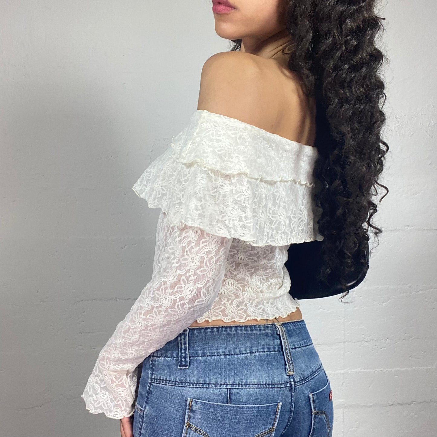 Vintage 2000's Romantic White Lace Fabric Off Shoulders Layered Ruffles Top with Flared Sleeves (S)
