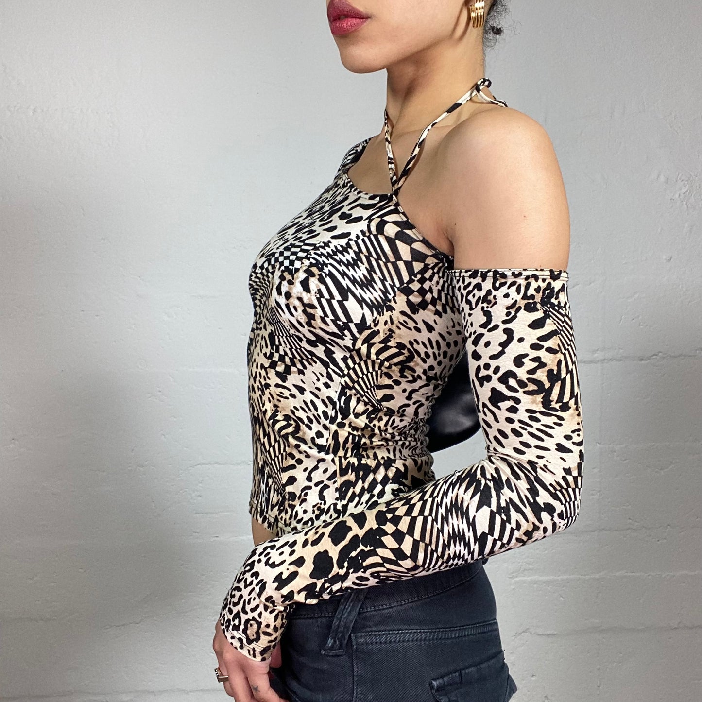 Vintage 2000's Cheetah Girl Asymmetric Off Shoulder Half Neckholder Animal Printed Top (S)