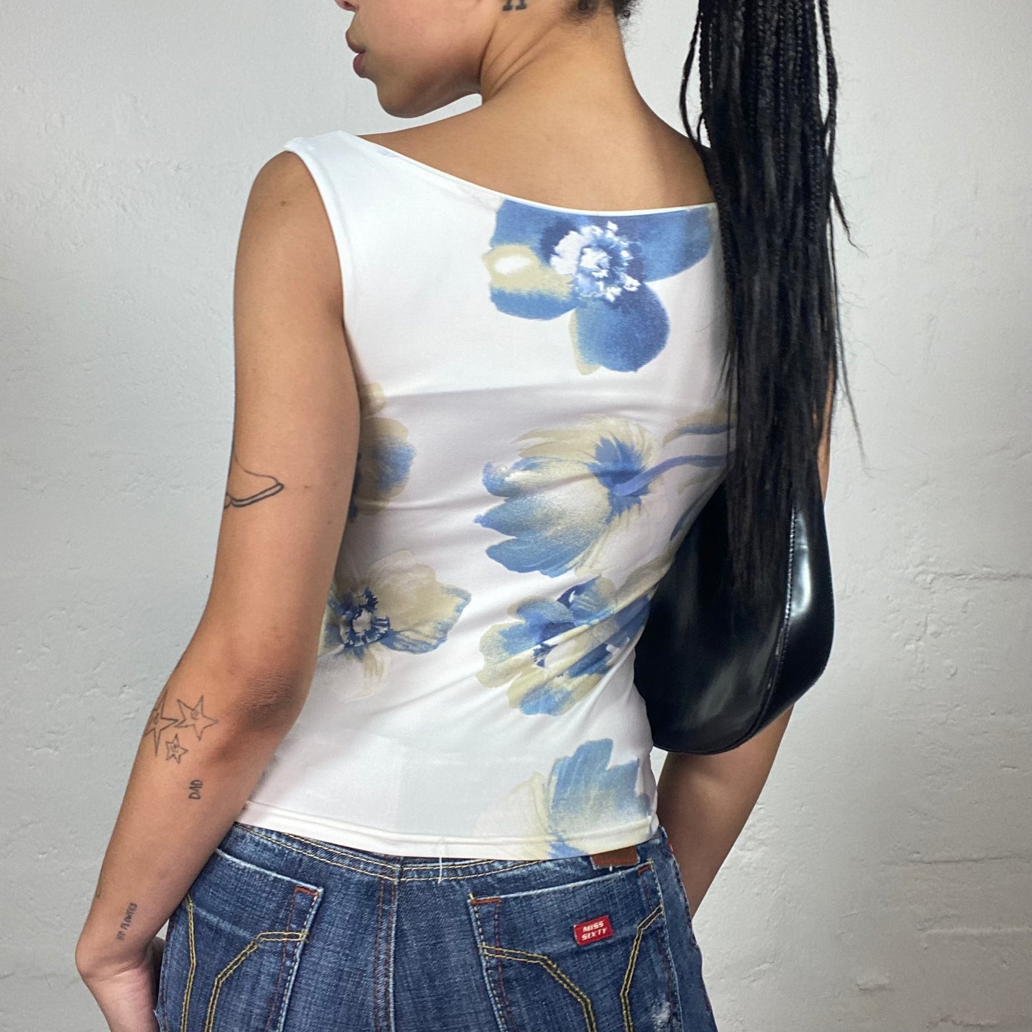 Vintage 2000's Soft Girl Summer White Tank Top with Blue Watercolour Orchid Print (S)