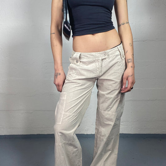 Vintage 2000's Soft Girl Beige Low Waisted Straight Fit Cargo Pants (M)