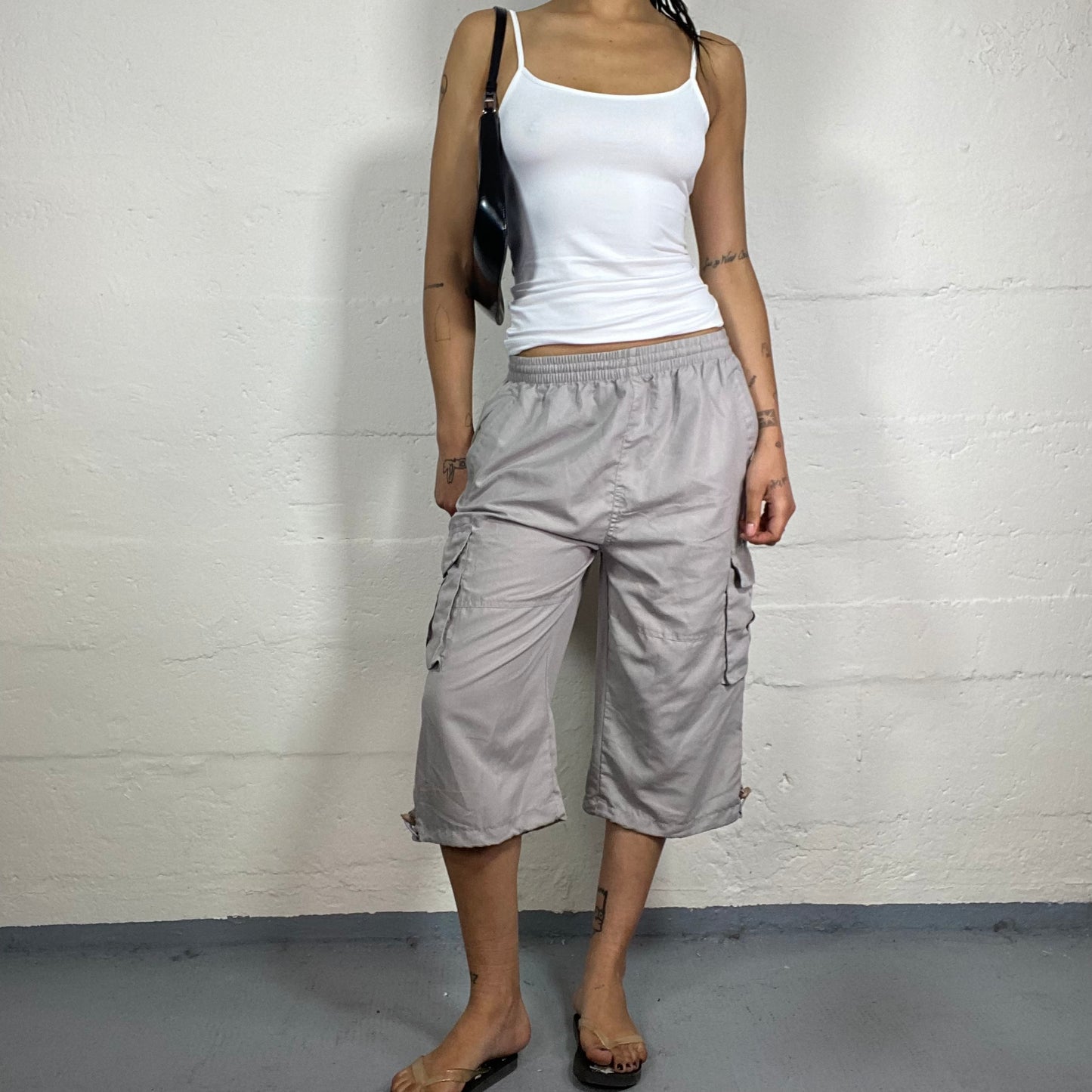 Vintage 2000's Skater Girl Grey Baggy Cargo Capri Pants (XL)