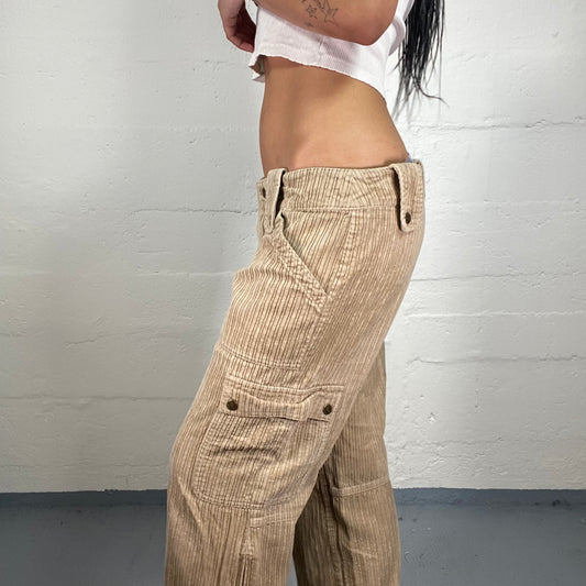 Vintage 2000's Skater Girl Beige Velvet Low Waisted Straight Cut Pants with Big Pockets (L)